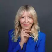 29773 PGN Elyse Headshot 2 2024 HR e1714142398852 175x175