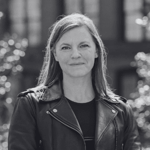 SarahWilliams Headshot